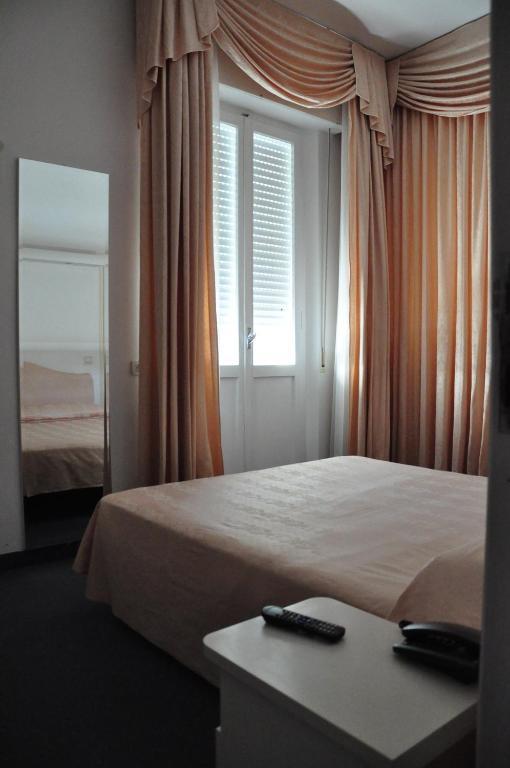 Hotel Sirena Senigallia Pokój zdjęcie